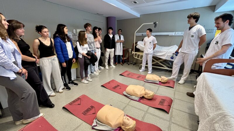 Els futurs universitaris visiten l’UdA