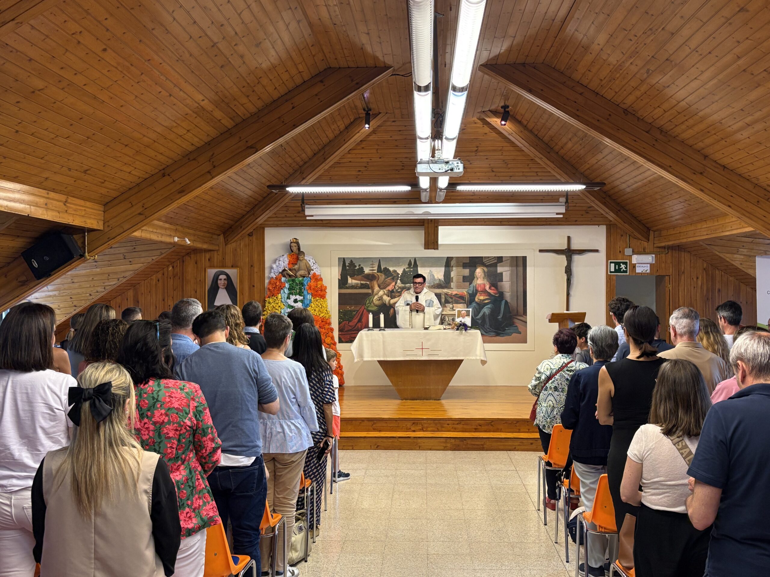 Homenatge del Sant Ermengol al papa Francesc