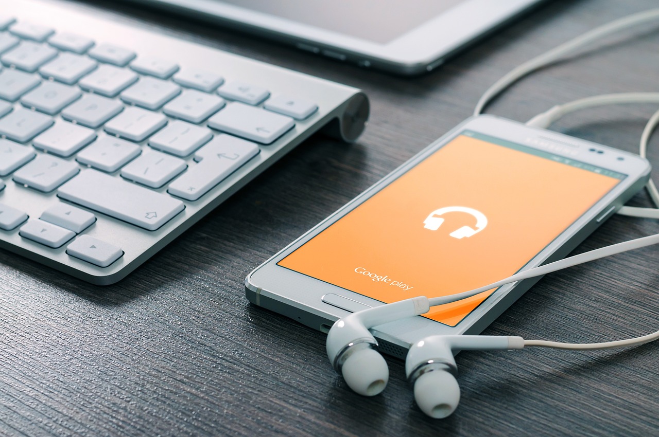 Escoltar música, el que més agrada la ciutadania