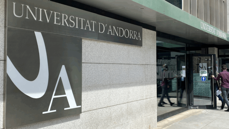 Vols aprendre xinès o portuguès?