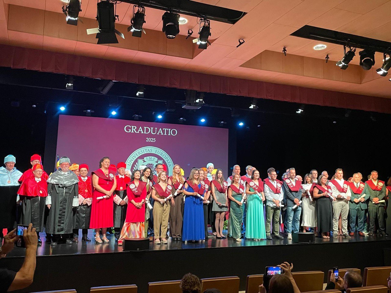 Primera graduació de la Universitat Europea d’Andorra
