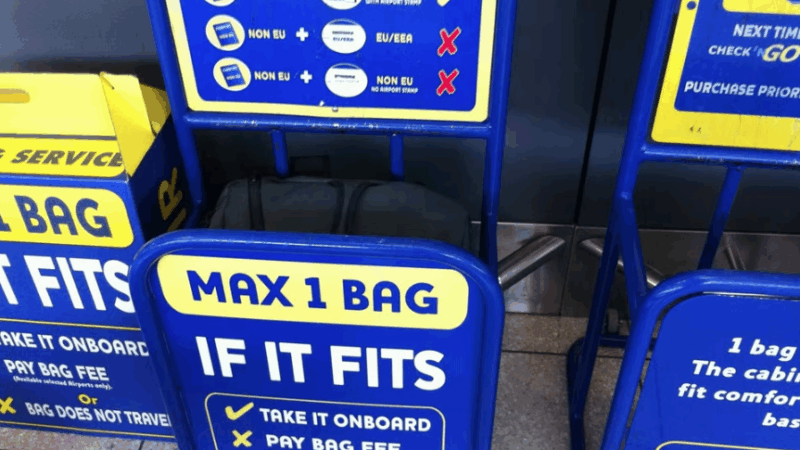 Ryanair sota el focus per les seves estrictes normes sobre l’equipatge de mà