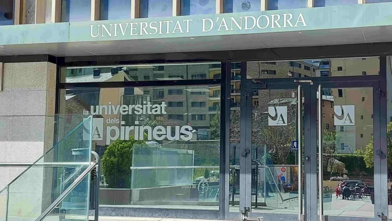 Aprofita el préstec de MoraBanc per ajudar-te amb els estudis a l’UdA