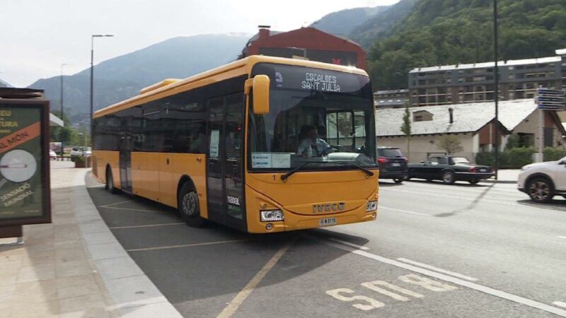 El bus lliure es converteix en el bus estudiant