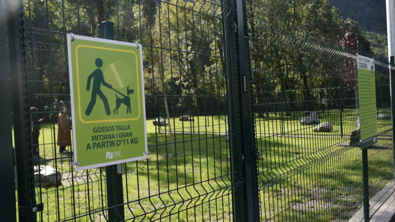 Descobreix el nou parc pioner per a gossos a Andorra la Vella!
