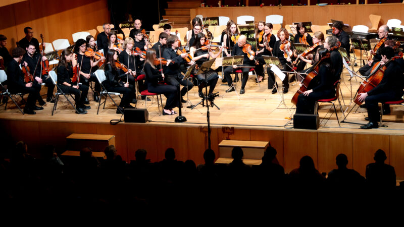 Els joves fan la música per Santa Cecília