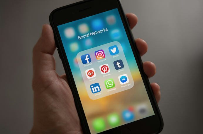 Vols ajudar? Aviat hi haurà una app amb tots els projectes solidaris del país