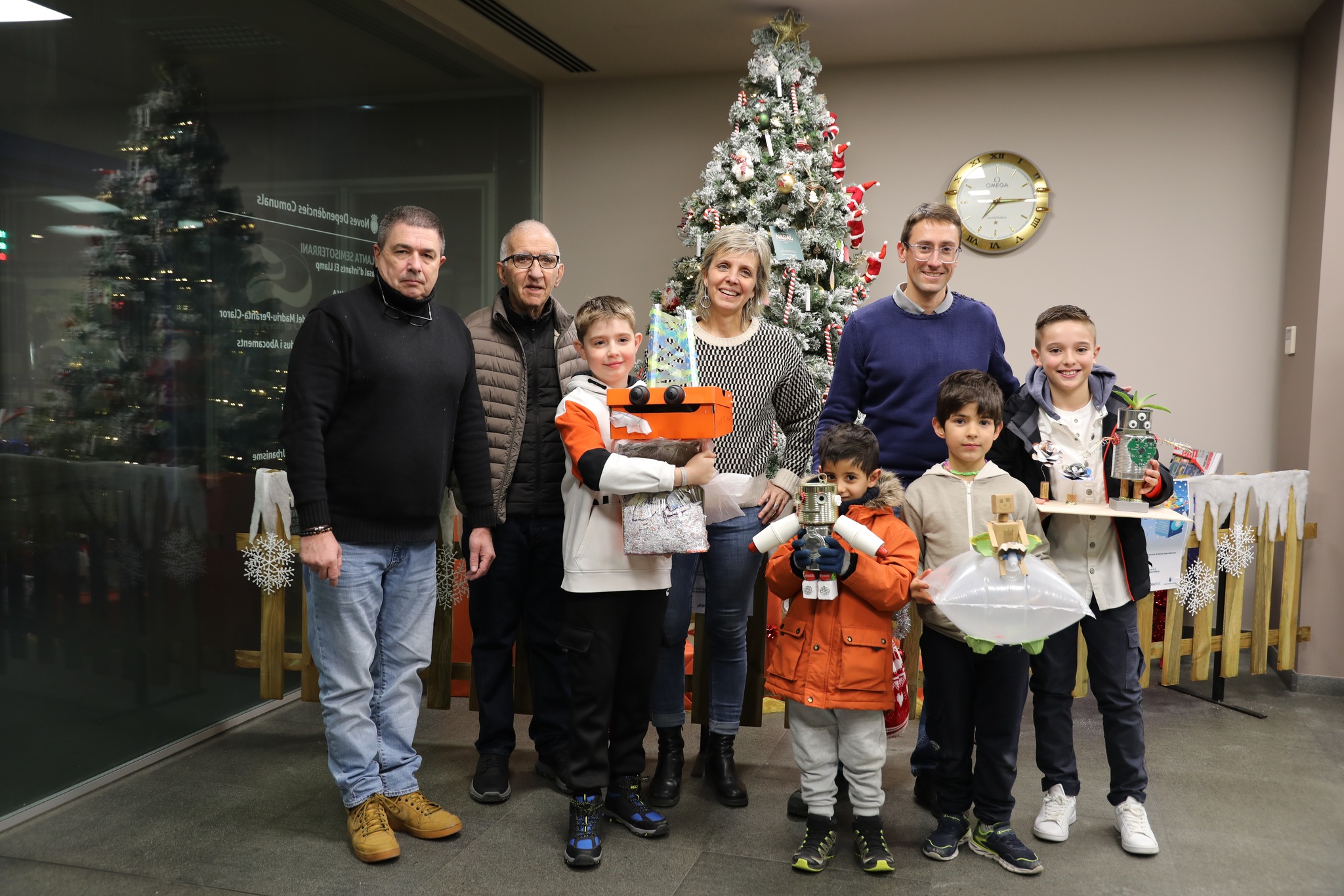 Fabrica el teu robot amb materials reciclats