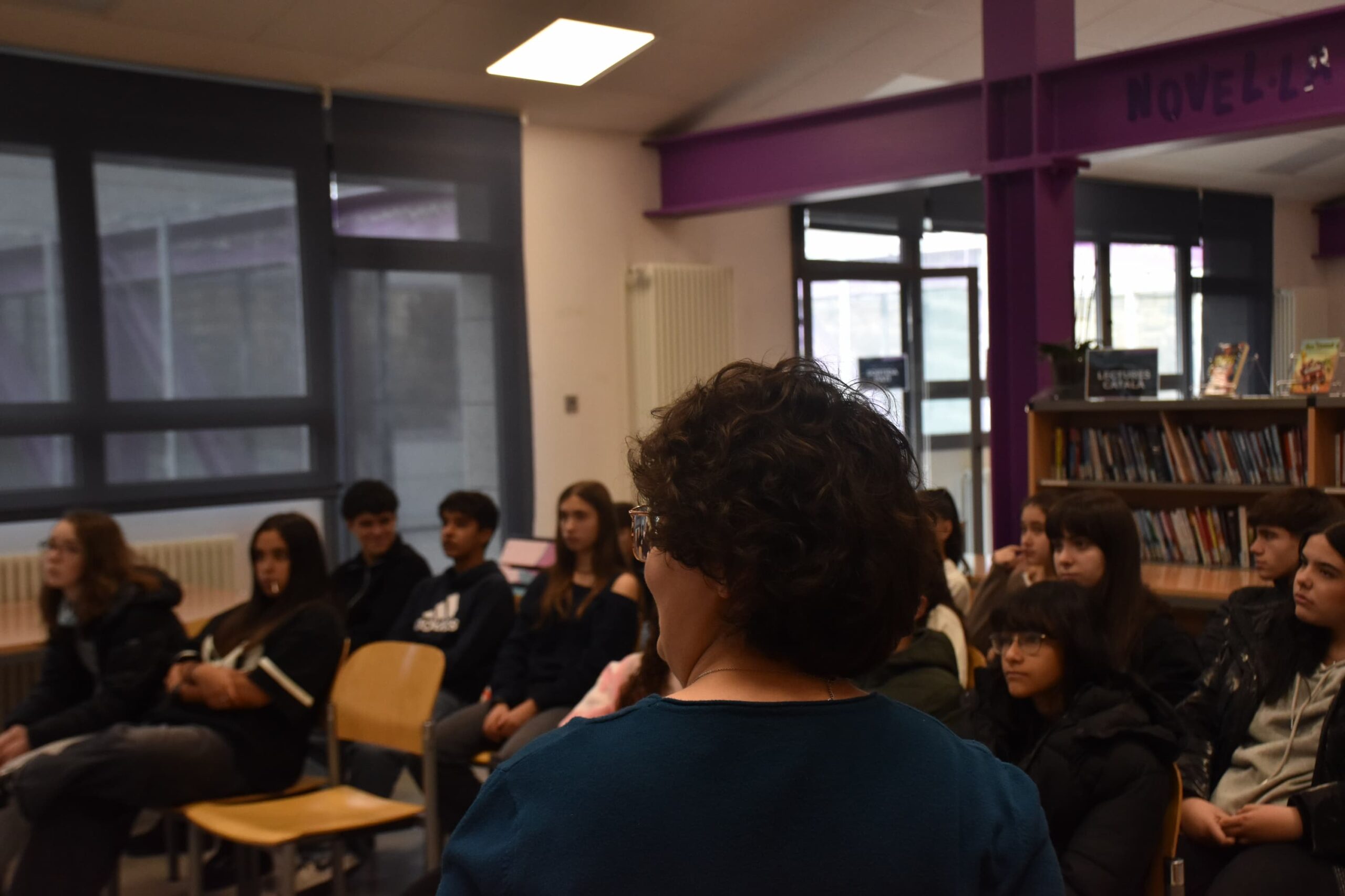 Vols fer vídeo-ressenyes top? La Mixa revela els trucs per petar-ho a classe i a xarxes