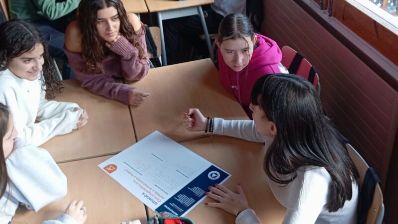 Gairebé un miler de joves reben una formació sobre riscos naturals