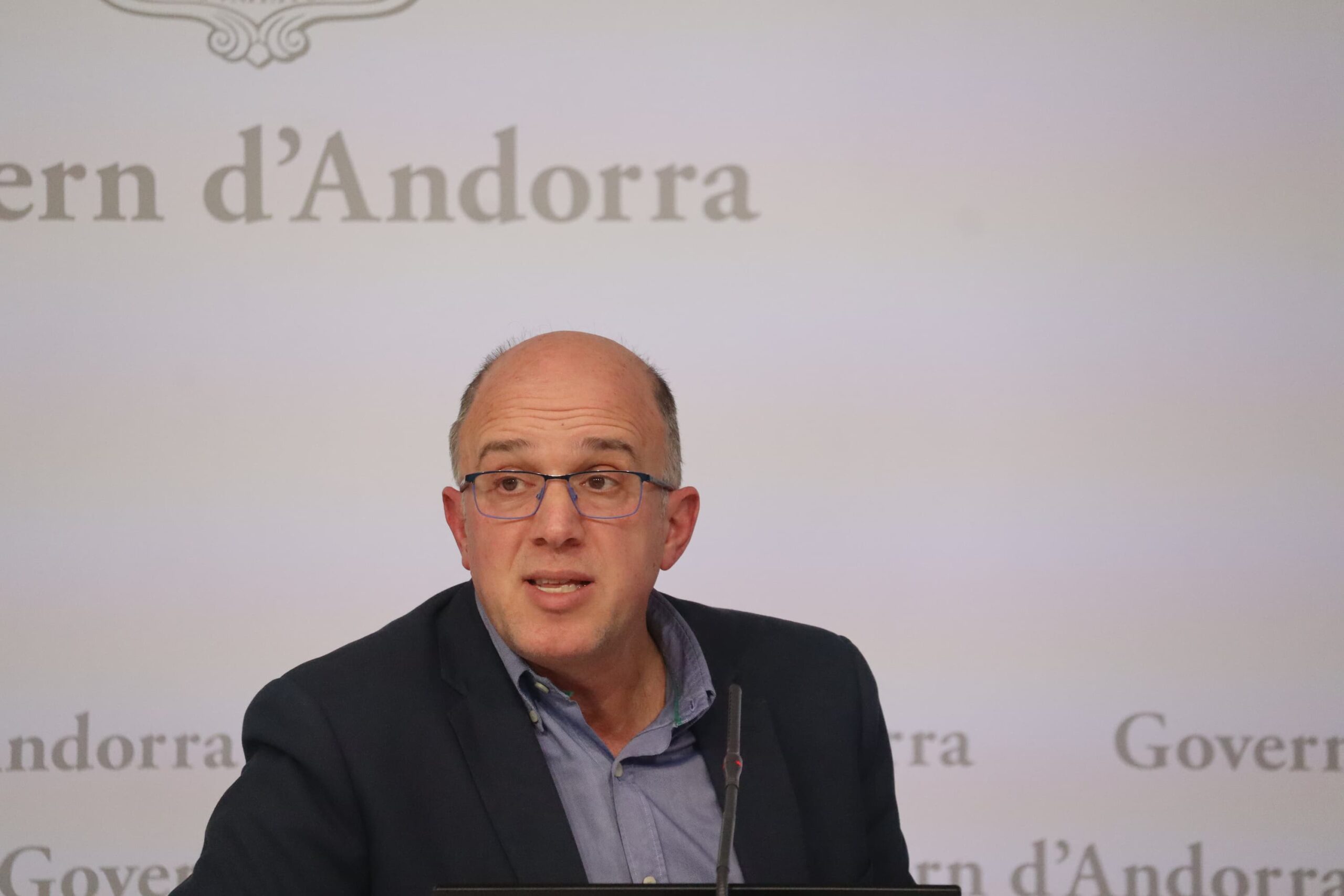 Dormir menys per les pantalles: el 21% de pares veu afectada la salut dels fills