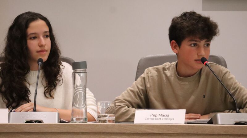 Apps, microvídeos i trucades d’emergència: així volen canviar Andorra la Vella els joves