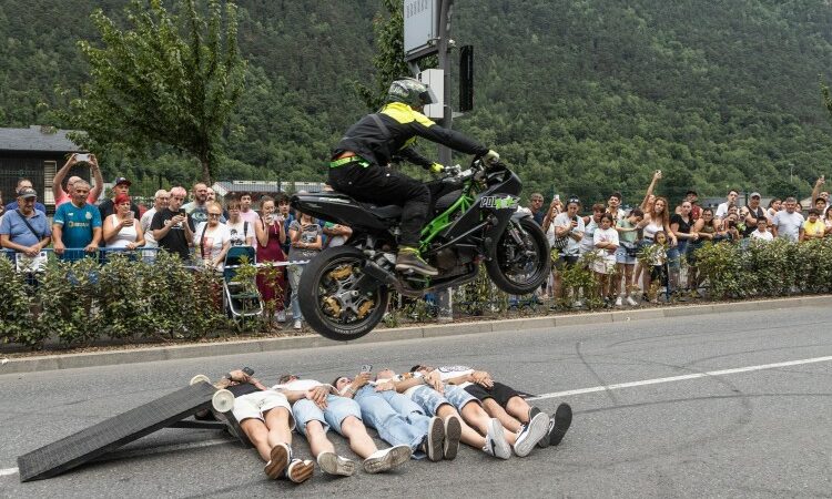 Cita amb el món de la moto a Santa Coloma