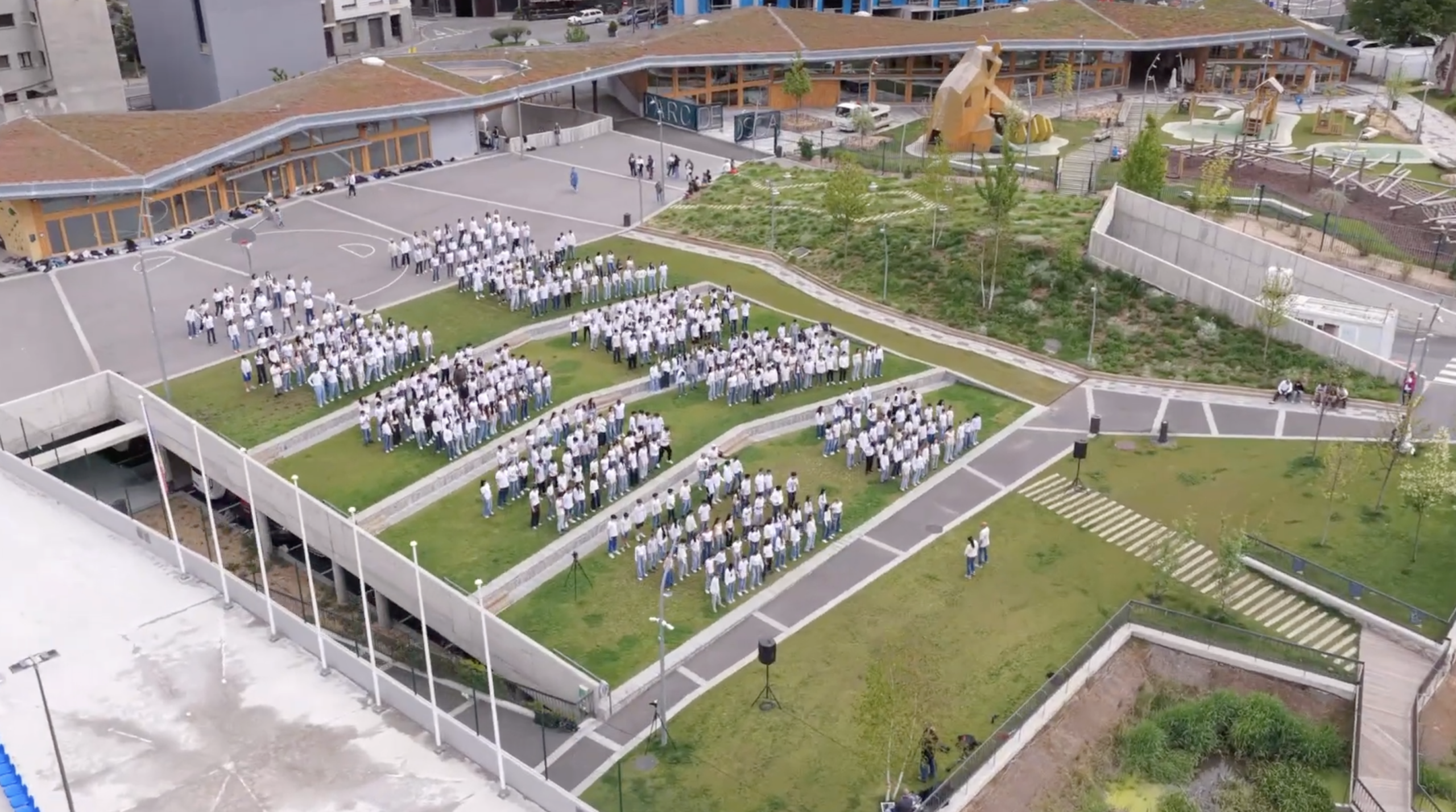 ‘Seguirem ballant’ a l’escola