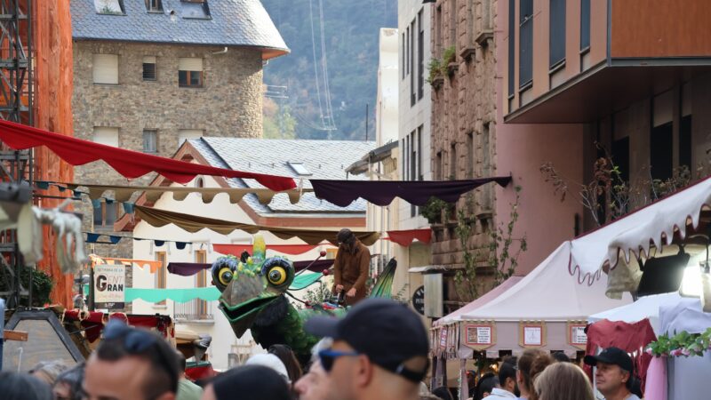 Sant Julià omple la Vila Medieval amb un públic «molt andorrà»
