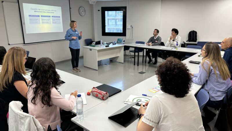 L’UdA t’obre la porta a sis formacions per millorar el teu perfil professional